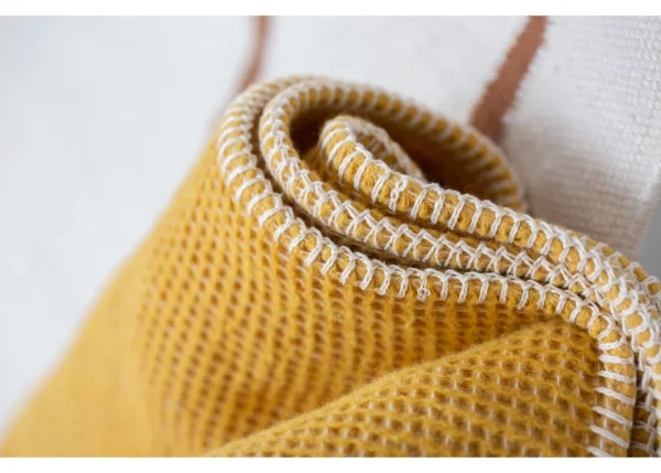 LIDO honeycomb (weave) throw (GRS) - Image 7