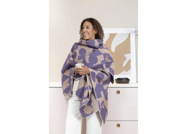 poncho SILVRETTA one size (GRS) - modern abstract pattern - Image 4