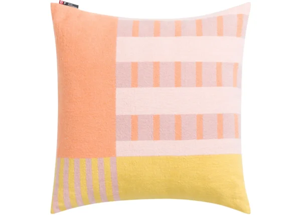 NOVA cushion cover “patch”
