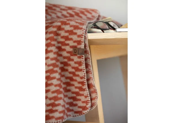 MERANO wool-blend throw "houndstooth" (GRS) - Image 5